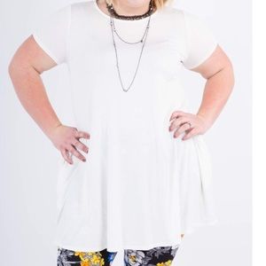 Ivory Swing Tunic Short Sleeve by A&D